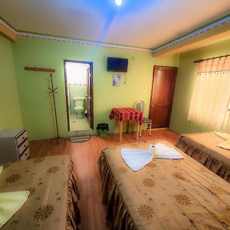 Hostal Luz Yhobimar Copacabana  Buitenkant foto