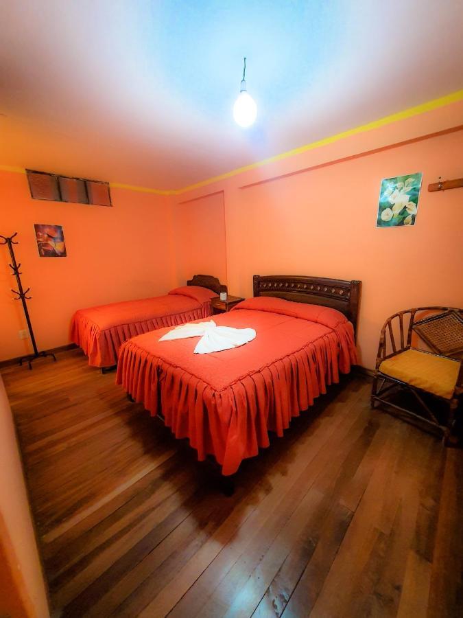 Hostal Luz Yhobimar Copacabana  Buitenkant foto