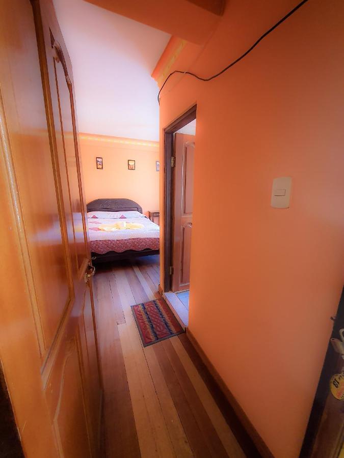 Hostal Luz Yhobimar Copacabana  Buitenkant foto