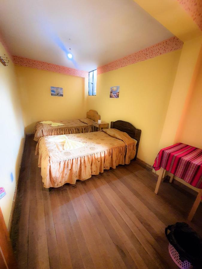 Hostal Luz Yhobimar Copacabana  Buitenkant foto