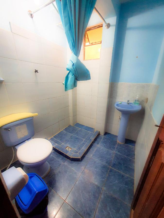 Hostal Luz Yhobimar Copacabana  Buitenkant foto