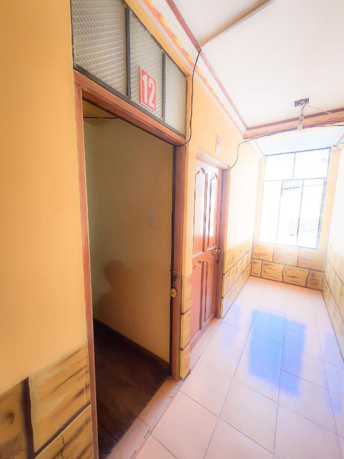 Hostal Luz Yhobimar Copacabana  Buitenkant foto
