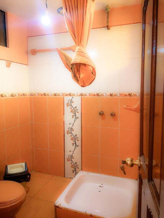 Hostal Luz Yhobimar Copacabana  Buitenkant foto