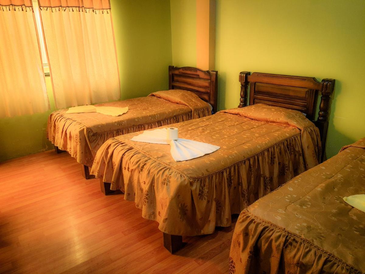 Hostal Luz Yhobimar Copacabana  Buitenkant foto