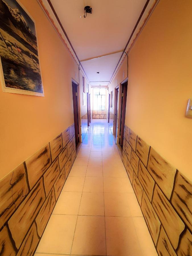 Hostal Luz Yhobimar Copacabana  Buitenkant foto